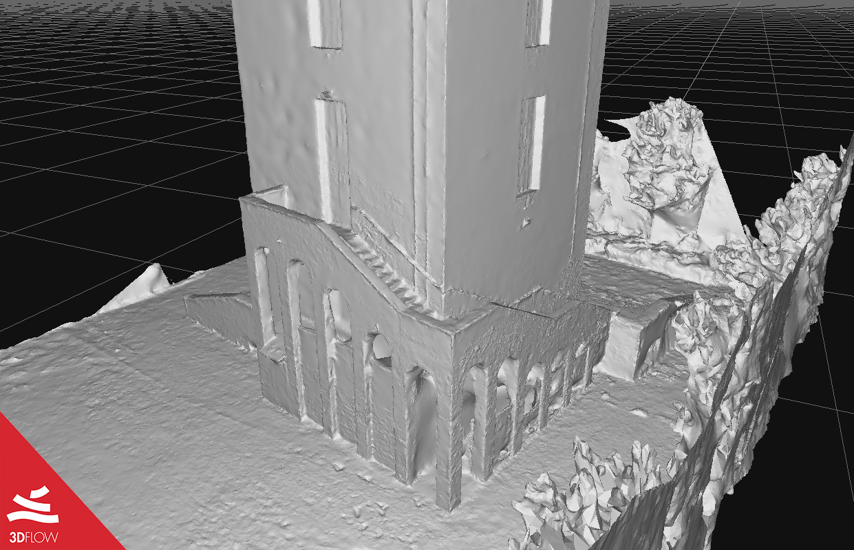 3D mesh geometry (left) and texture (right) of the tower base. © DL Droni Srl